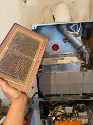 cleaning-boiler-internals