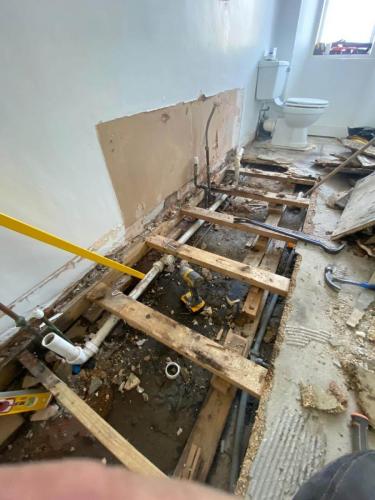 rotten-bathroom-floor